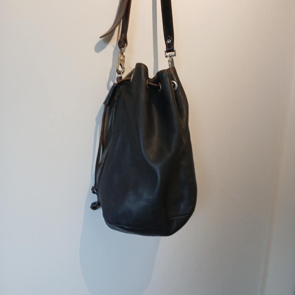 90s Leather Rugby Bucket Bag - Picture 4 of 16